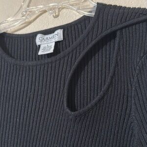 Carmen Marc valvo black ribbed sweater